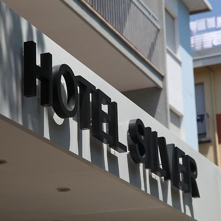 Hotel Silver Rimini Kültér fotó