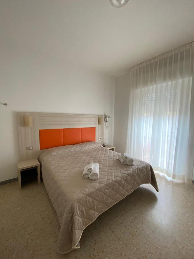 Hotel Silver Rimini Kültér fotó