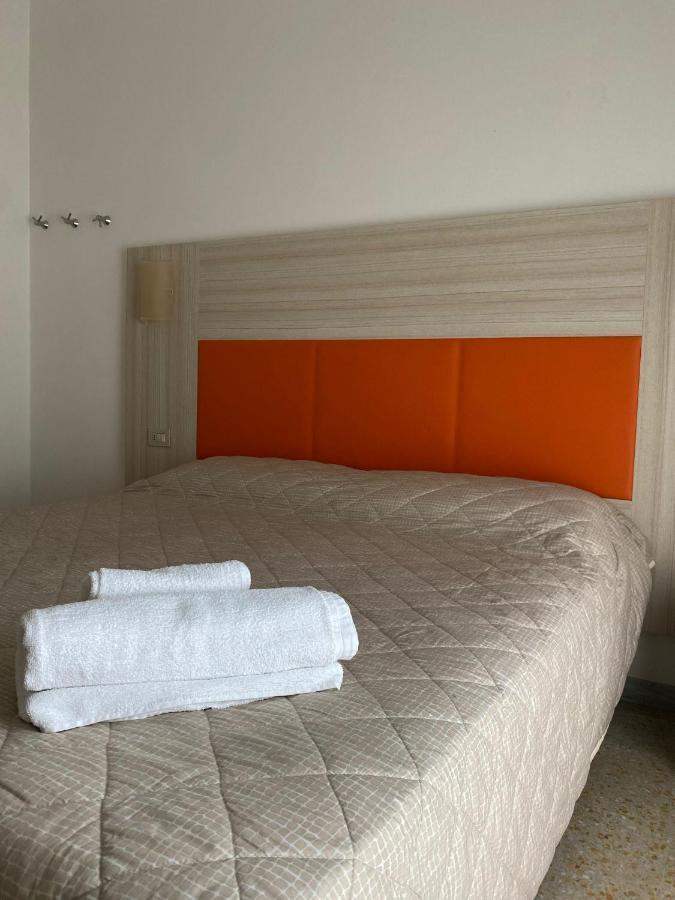 Hotel Silver Rimini Kültér fotó